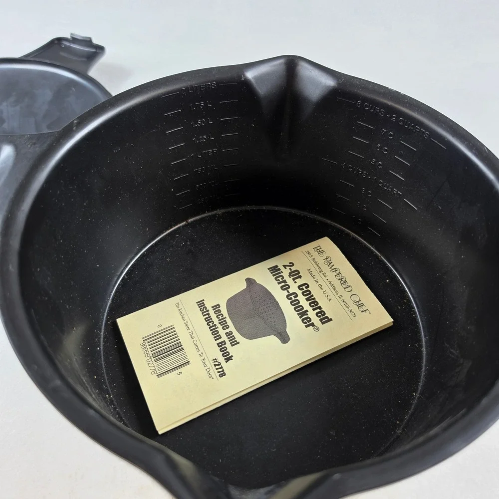 Pampered Chef 2 Qt Covered Micro-Cooker Black Microwave Steamer Pot 2778 USA